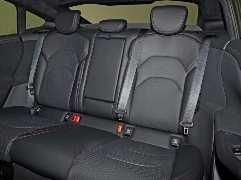 xiaomi su7 800km 4WD max xiaomi su7 800km 4WD max